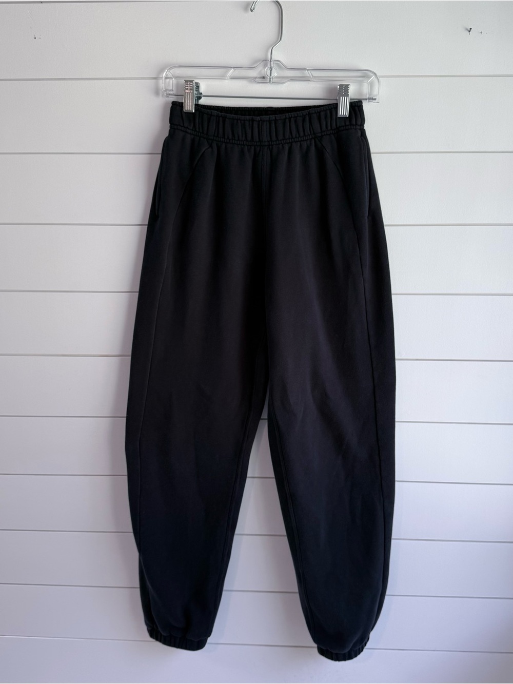 Lululemon black sweat pants xxs